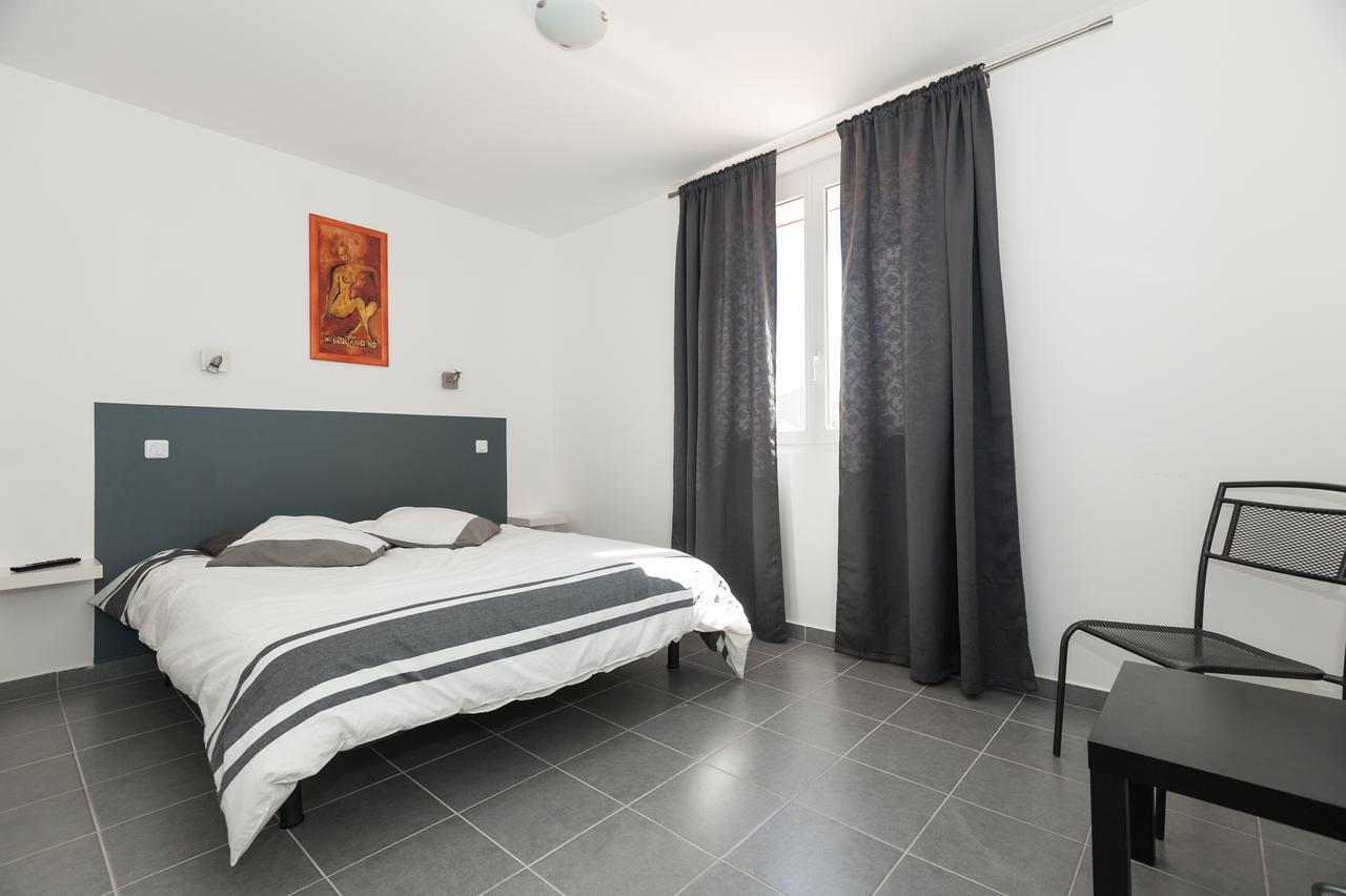 Hotel Restaurant Le Voilis Le Grau-dʼAgde エクステリア 写真